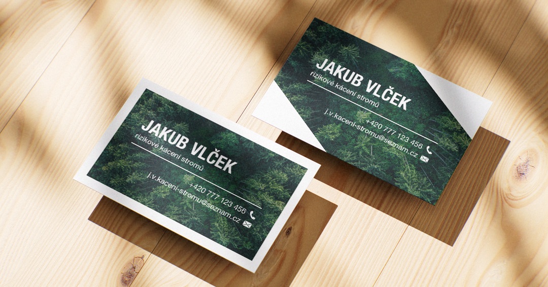 Standardní tisk vizitek se speciálními efekty