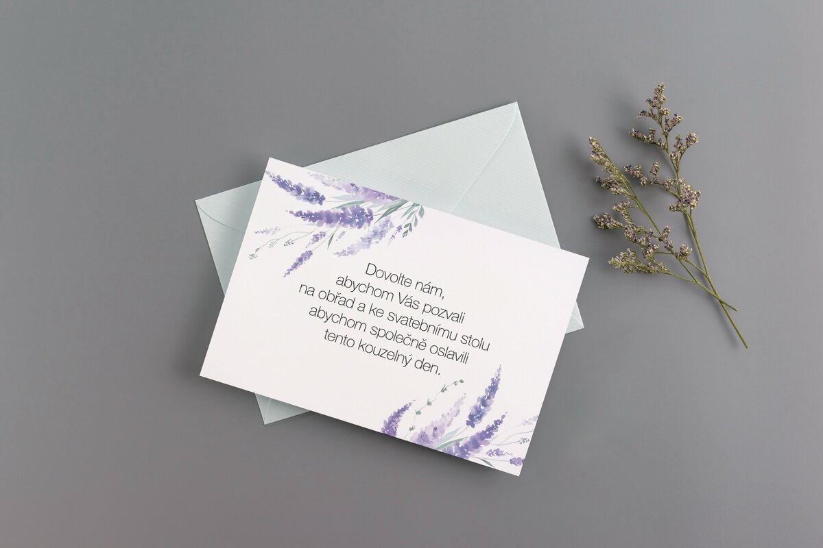 Pozvánky s květinovým dekorem