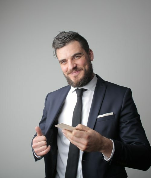Oslňte klienty i obchodní partnery moderními vizitkami: co by na nich rozhodně nemělo chybět?  Oslňte klienty i obchodní partnery moderními vizitkami: co by na nich rozhodně nemělo chybět?