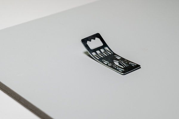 háček na lehčenou pěnovou desku