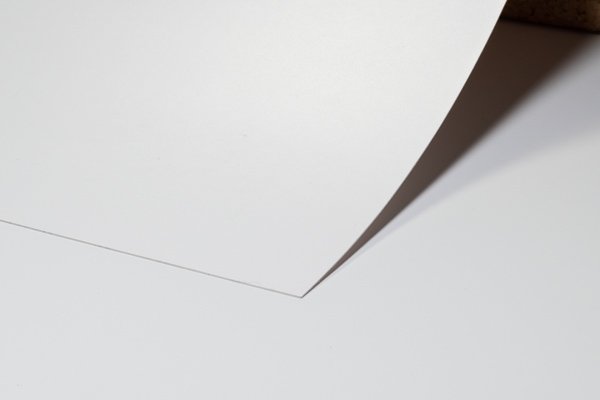 extra silná matná bílá samolepicí PVC fólie 180 µm